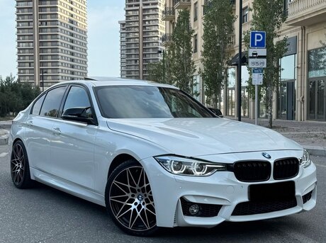 BMW 328 2015