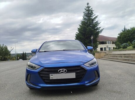 Hyundai Elantra 2016