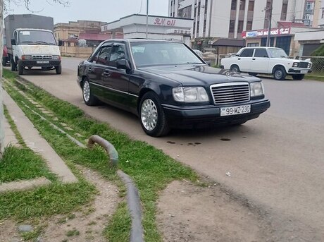 Mercedes E 220 1994