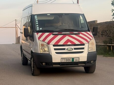 Ford Transit 2011