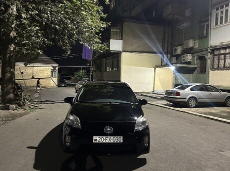 Toyota Prius 2011
