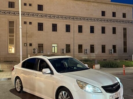 Subaru Legacy 2011
