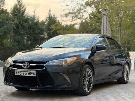 Toyota Camry 2015