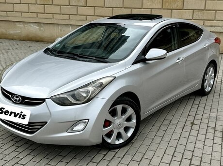 Hyundai Elantra 2012