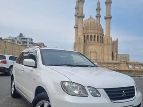Mitsubishi Airtrek 2003
