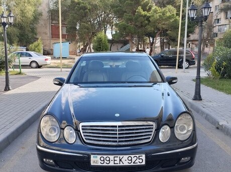 Mercedes E 220 2002