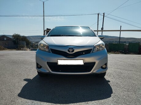 Toyota Yaris 2012