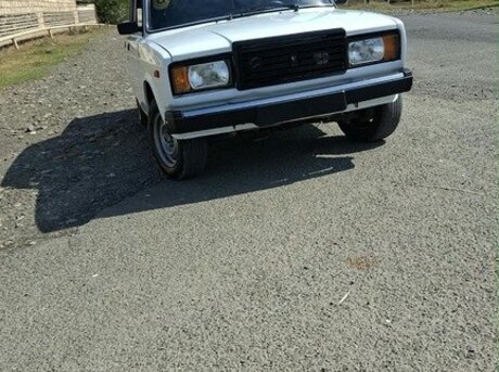 LADA (VAZ) 2107 2004