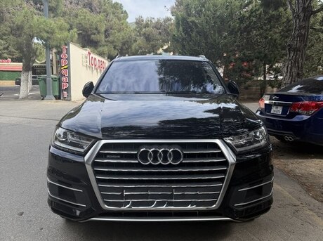 Audi Q7 2017