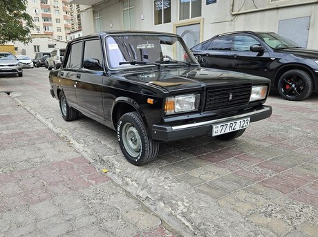 LADA (VAZ) 2107 2010