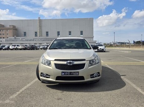 Chevrolet Cruze 2011