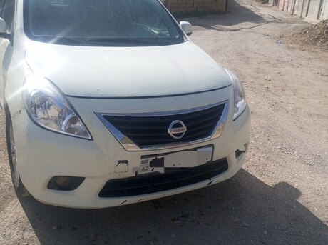 Nissan Sunny 2013