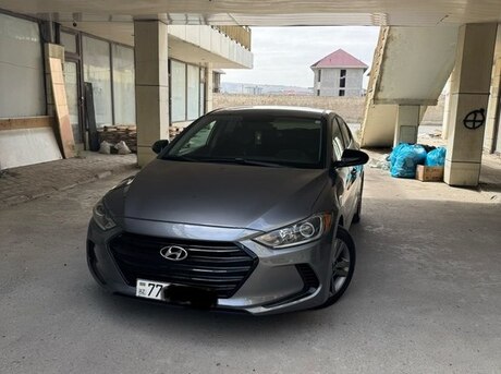 Hyundai Elantra 2018