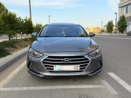 Hyundai Elantra 2016