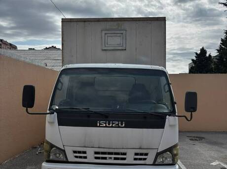 Isuzu NPR 66 L 2008