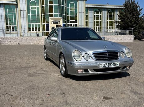 Mercedes E 320 2000