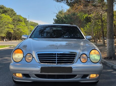 Mercedes E 240 2000