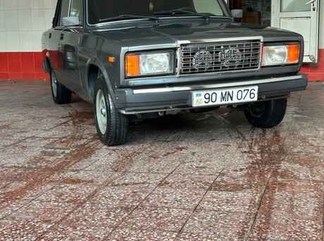 LADA (VAZ) 2107 2011