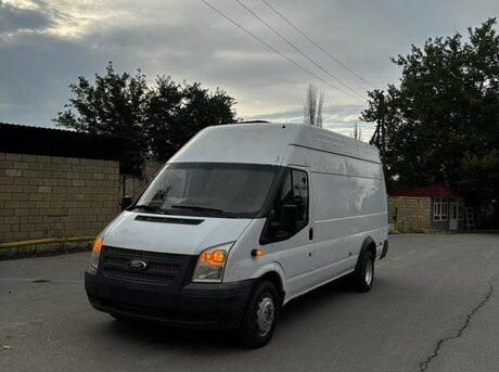 Ford Transit 2012