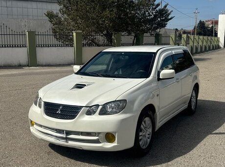 Mitsubishi Airtrek 2002