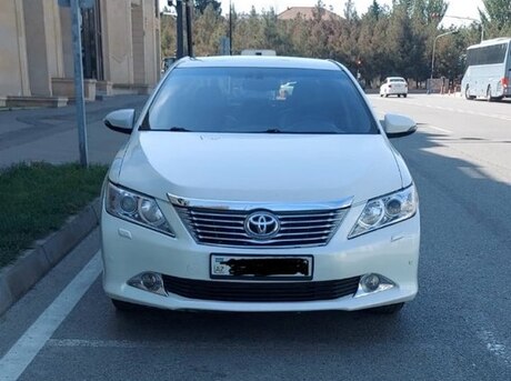 Toyota Camry 2012