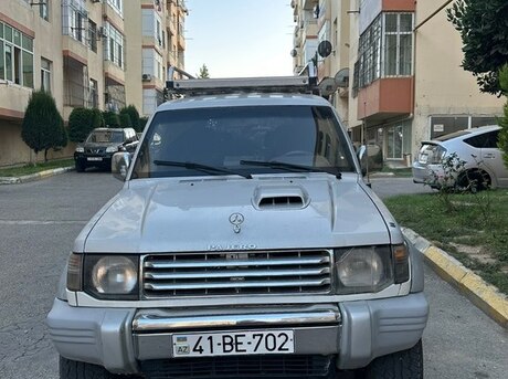 Mitsubishi Pajero 1995