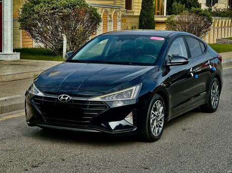 Hyundai Elantra 2018
