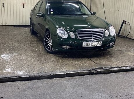 Mercedes E 200 2003
