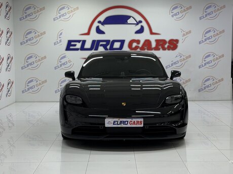 Porsche Taycan 2023