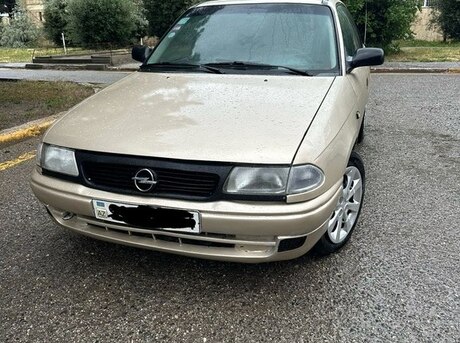 Opel Astra 1996