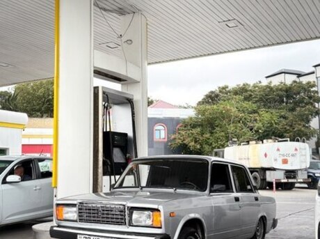LADA (VAZ) 2107 2010