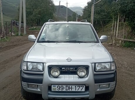Opel Frontera 2001