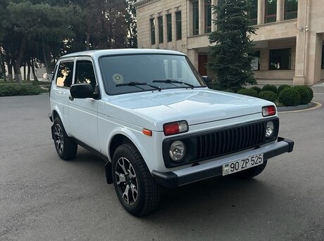 LADA (VAZ) Niva 2013
