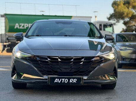 Hyundai Elantra 2023