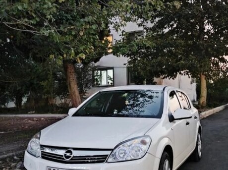Opel Astra 2009