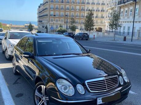 Mercedes E 270 2002