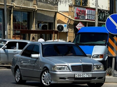 Mercedes C 240 1999