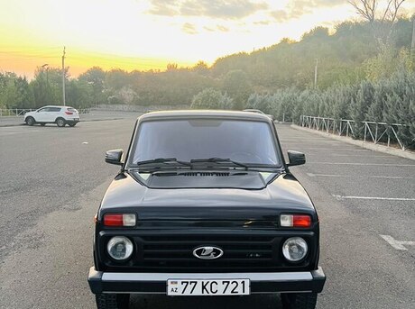 LADA (VAZ) Niva 2013