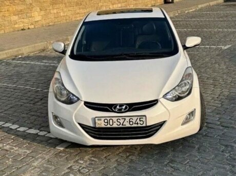 Hyundai Elantra 2013