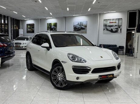 Porsche Cayenne GTS 2010