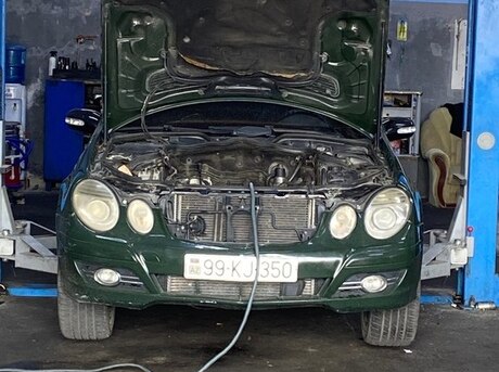 Mercedes E 200 2003