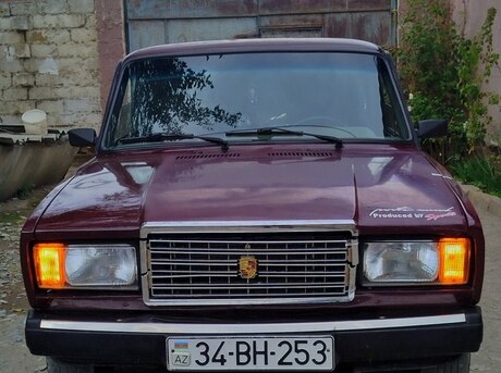 LADA (VAZ) 2107 2000
