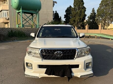 Toyota Land Cruiser 2010