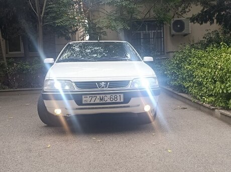 Peugeot 405 2020