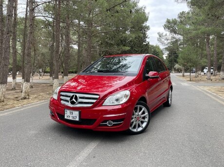 Mercedes B 170 2010