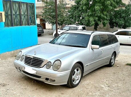 Mercedes E 220 1999