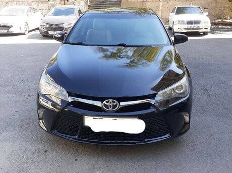 Toyota Camry 2015