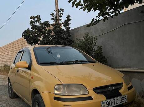 Chevrolet Aveo 2004