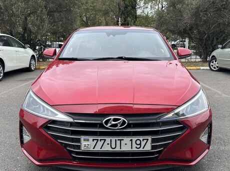 Hyundai Elantra 2019