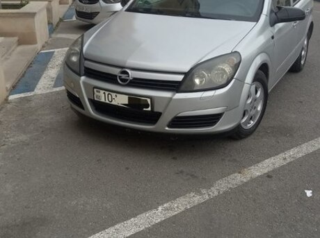 Opel Astra 2004